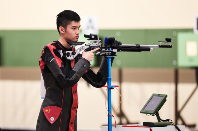 华体会体育内容-25日总结：中国军团迎第1500金 首个世界纪录诞生